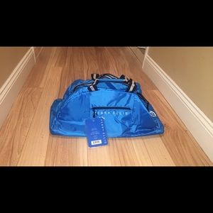Perry Ellis gym bag